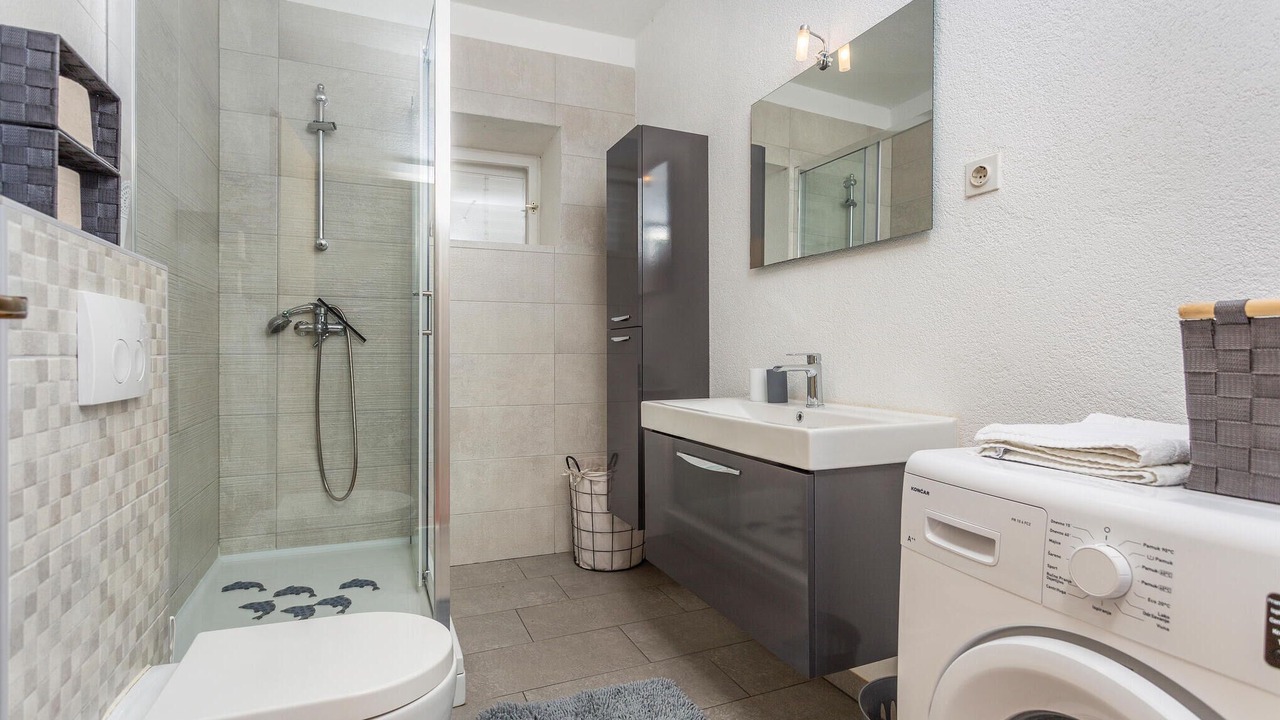 Photo of Bathroom in Omisalj