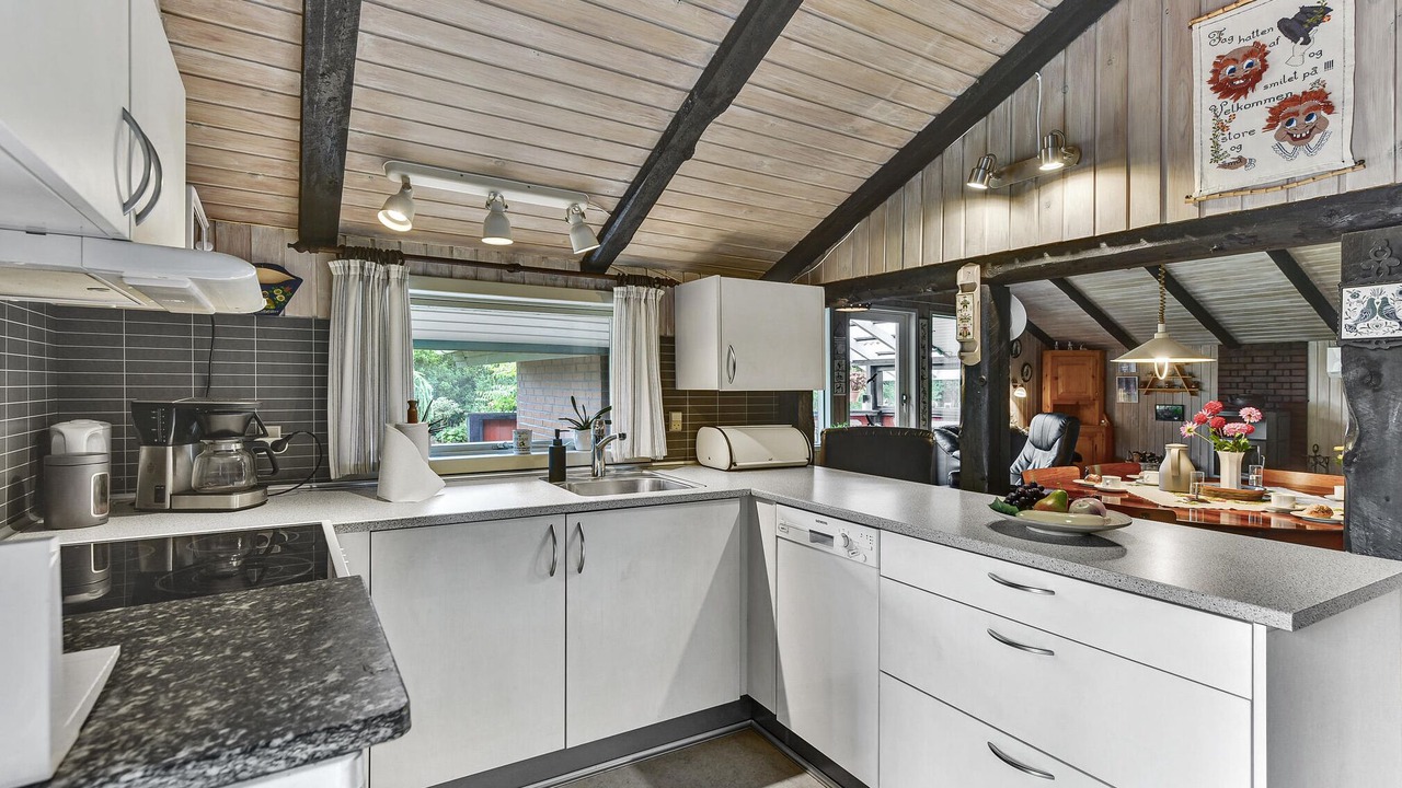 Photo of Others in Ho