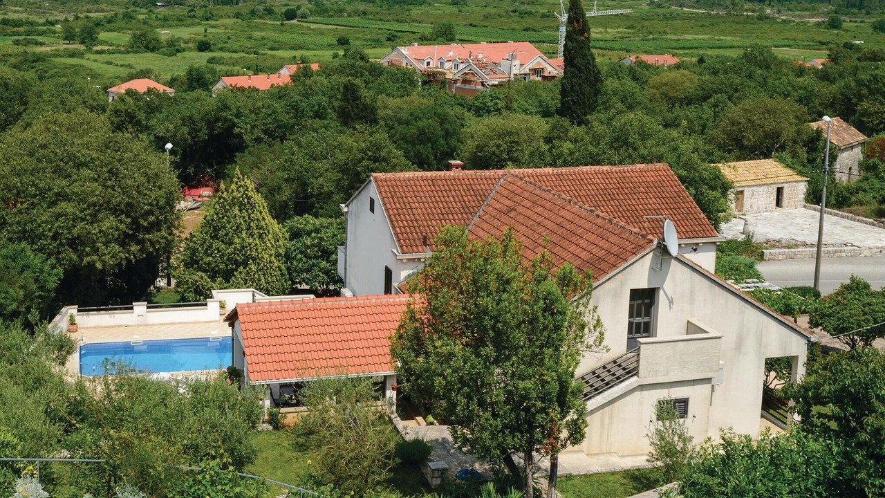 Photo of Outdoor in Gruda