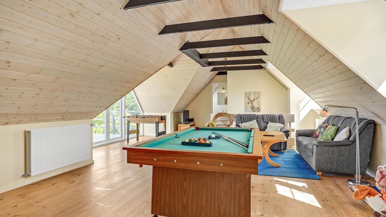 Photo of Others in Knebel