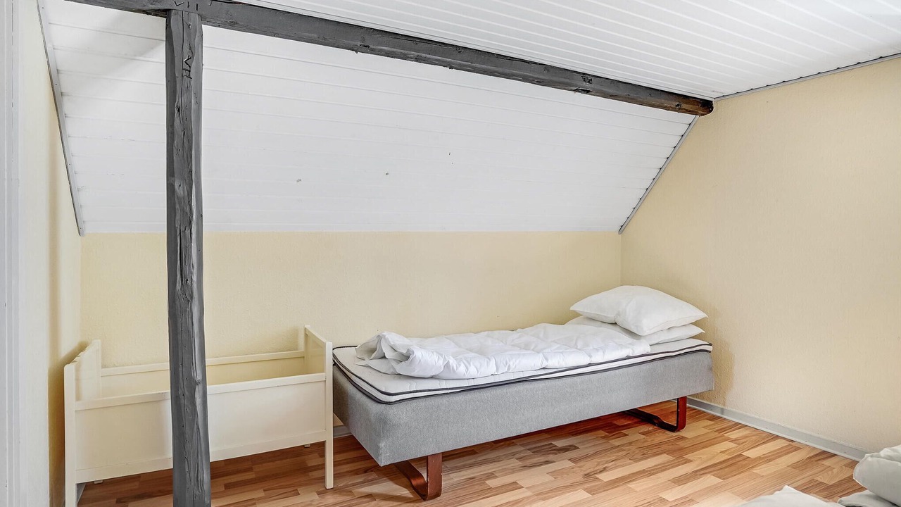 Photo of Others in Knebel