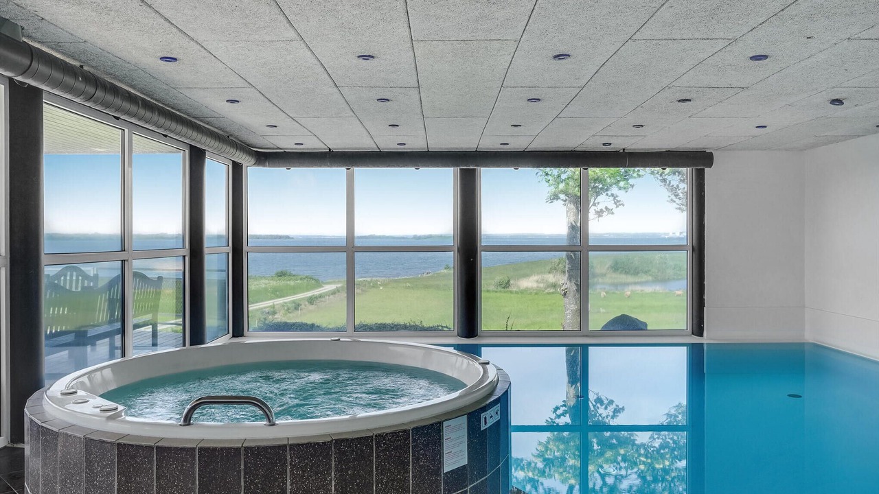 Photo of Others in Knebel