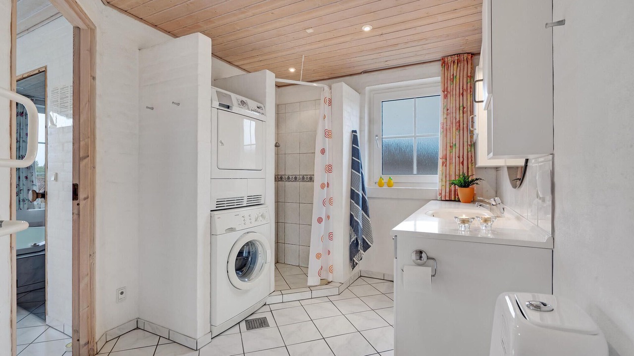 Photo of Bathroom in Blavand Strand