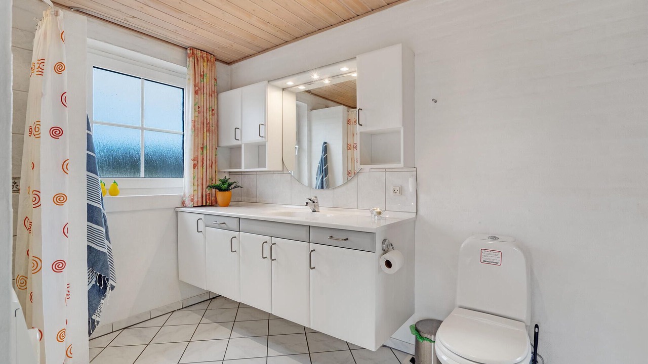 Photo of Bathroom in Blavand Strand