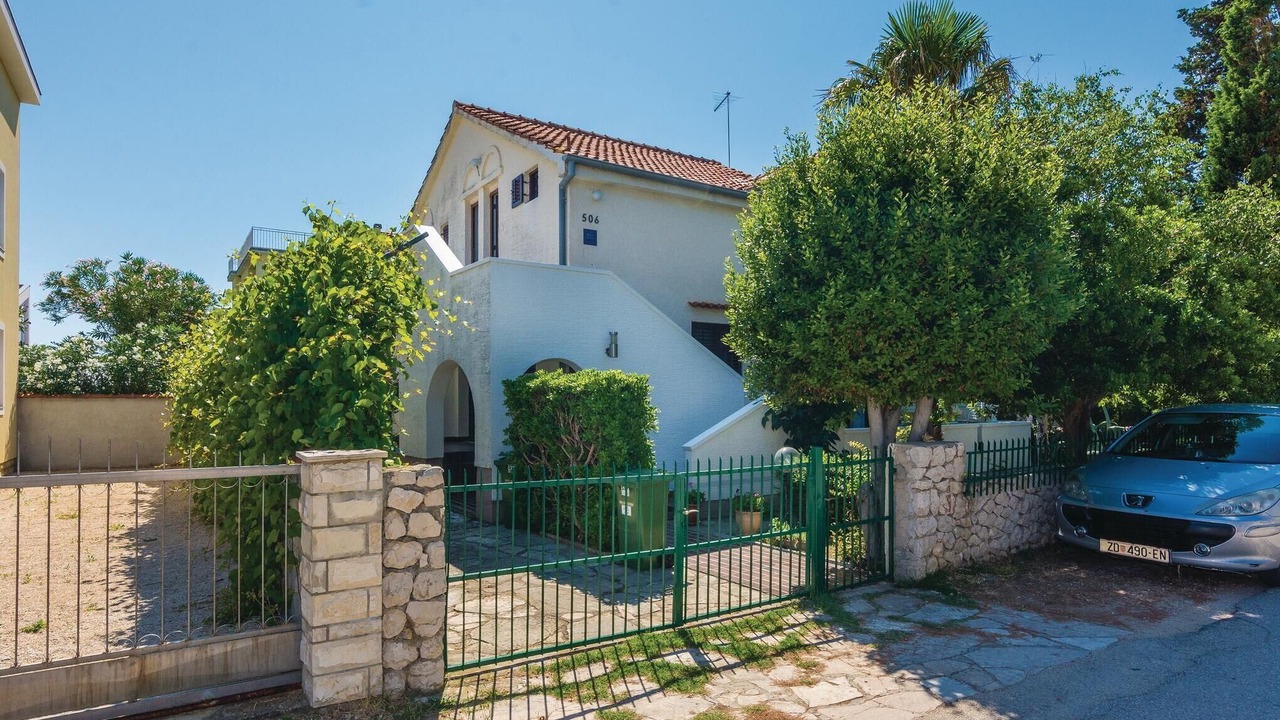 Photo of Outdoor in Nin
