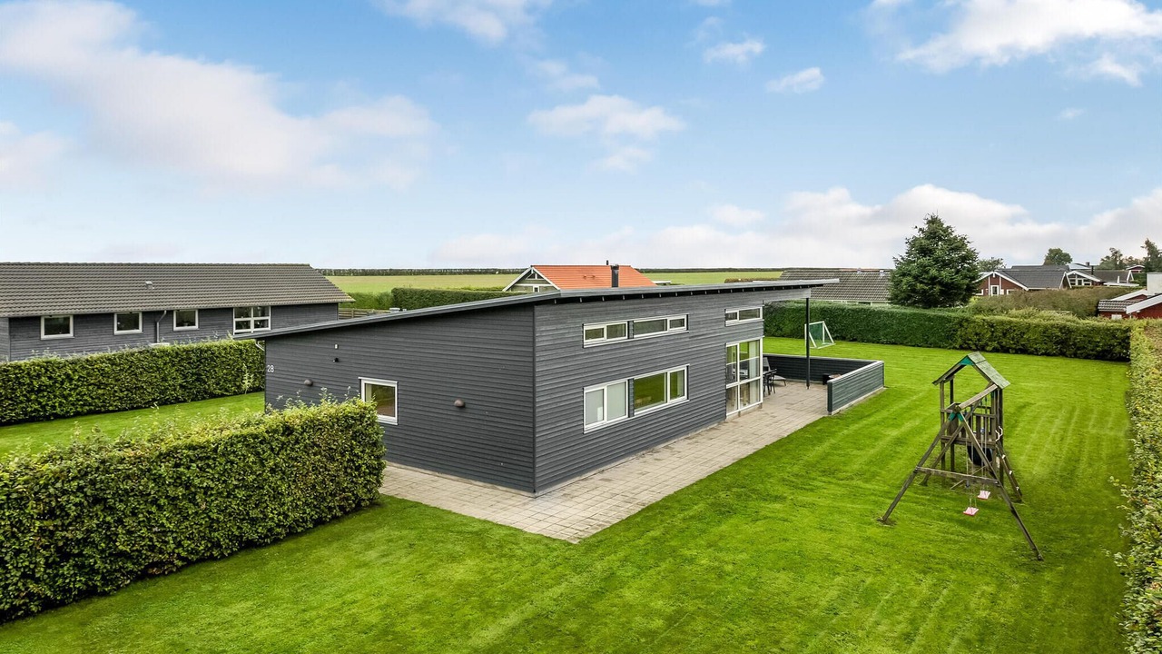 Photo of Others in Flovt Strand