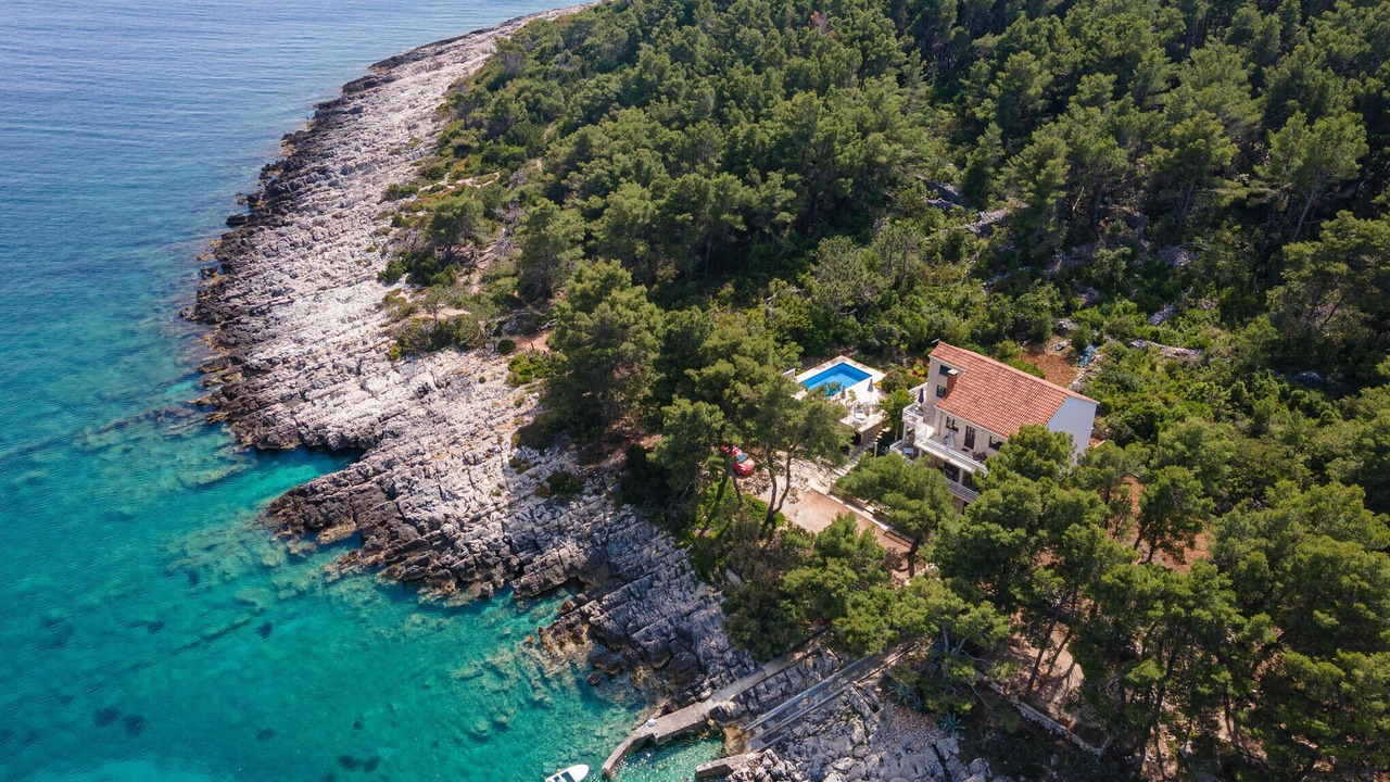 Photo of Others in Lumbarda