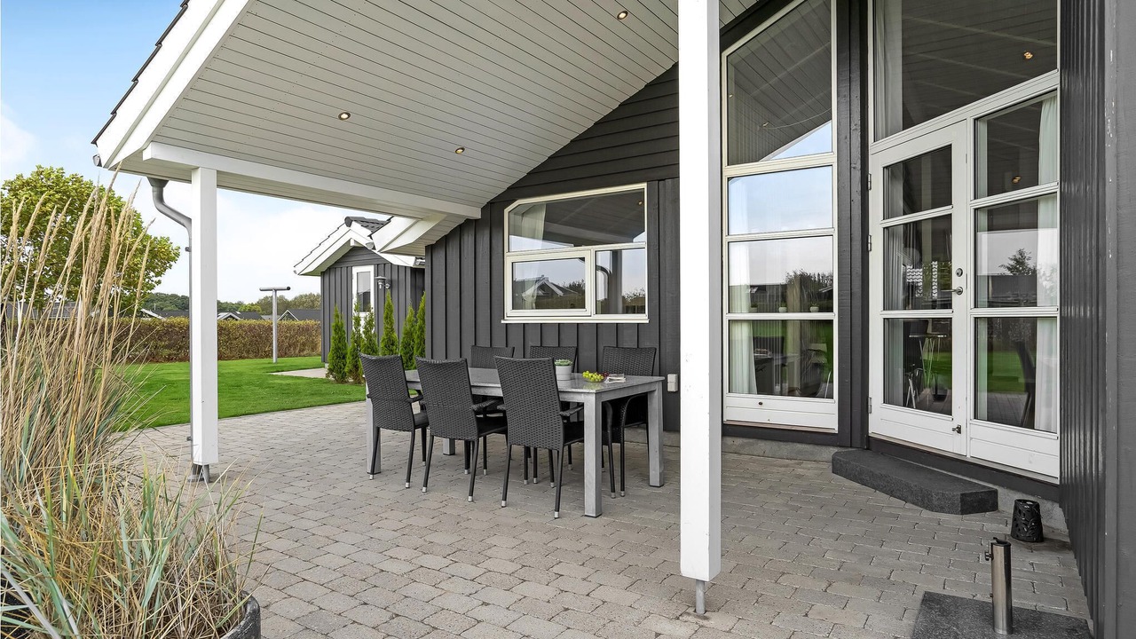 Photo of Others in Flovt Strand