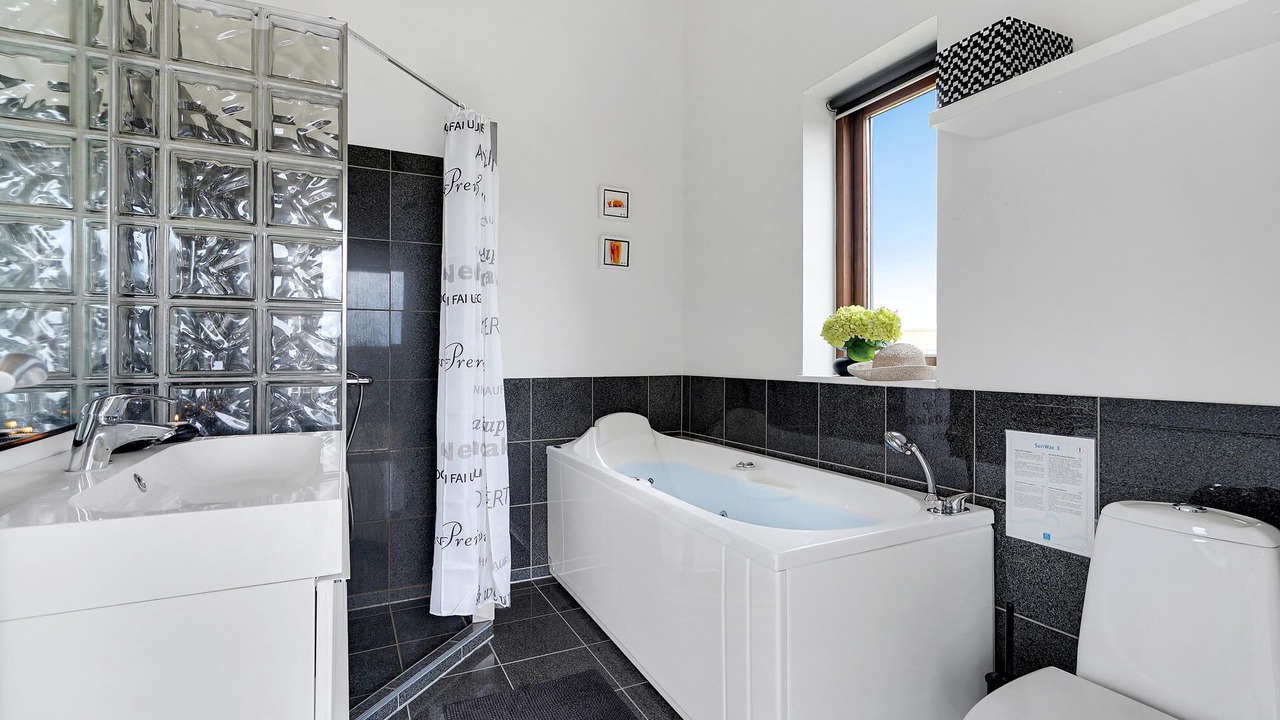 Photo of Bathroom in Lakolk