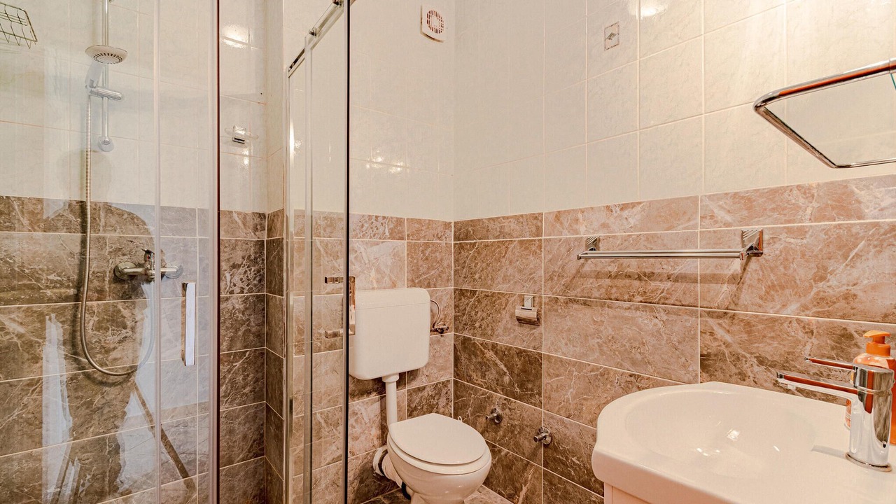 Photo of Bathroom in Broce