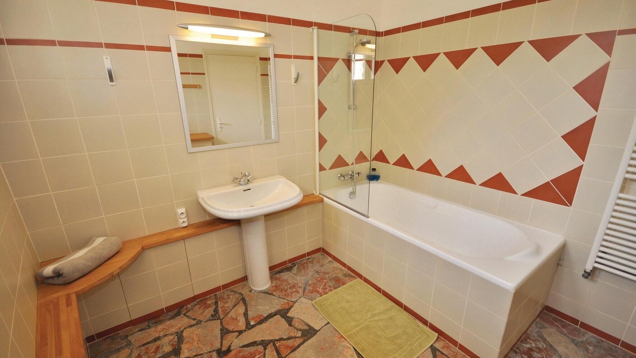 Photo of Bathroom in Murviel-les-Beziers