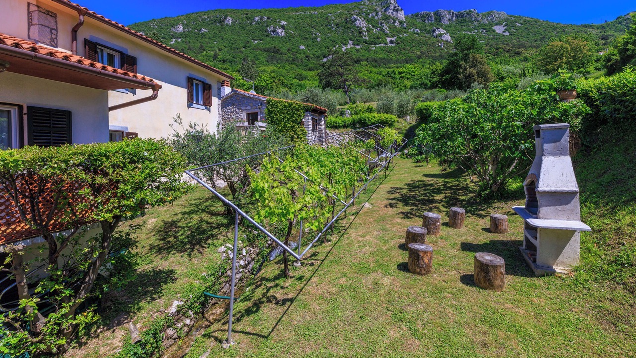 Photo of Outdoor in Plomin