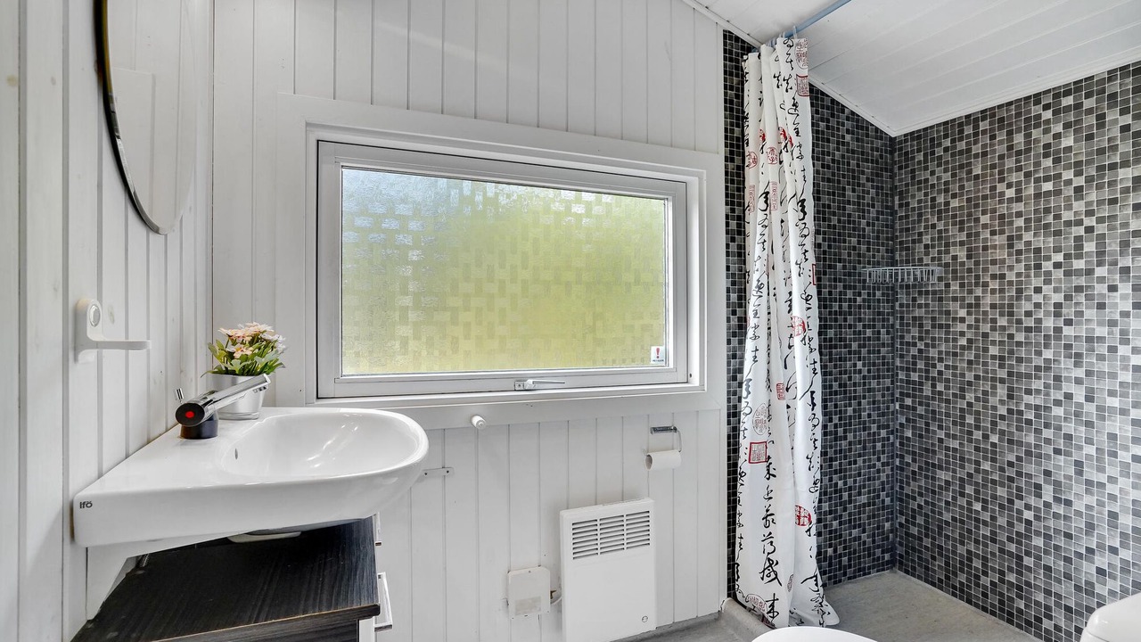Photo of Bathroom in Skovgaarde