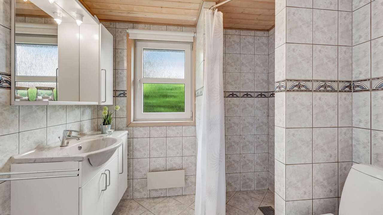 Photo of Bathroom in Falen