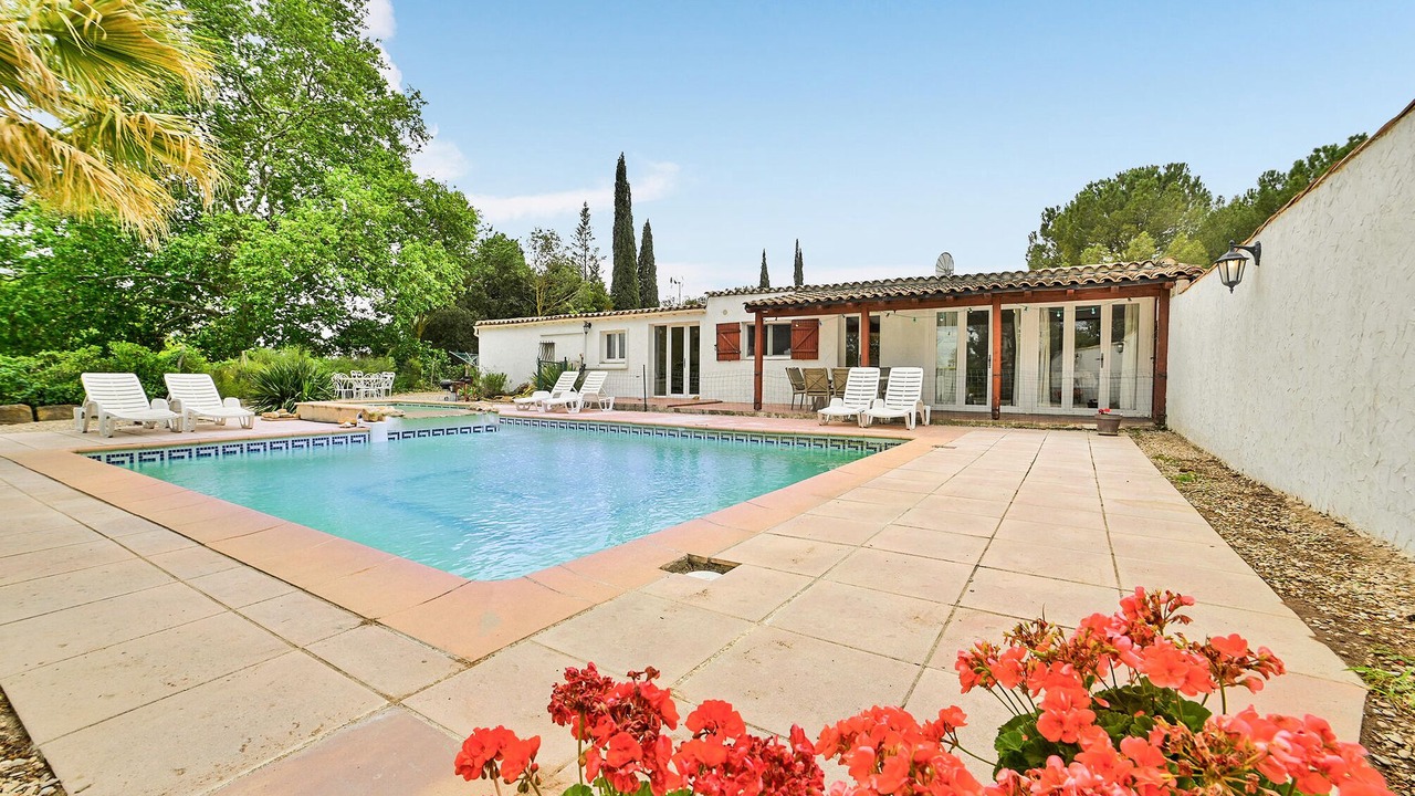 Photo of Outdoor in Aspiran