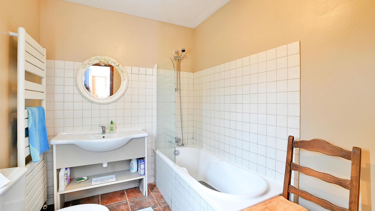 Photo of Bathroom in Aspiran