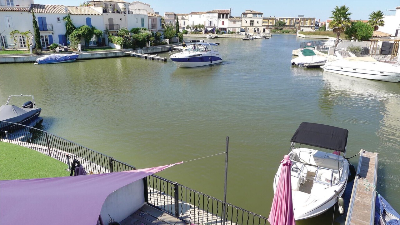 Photo of Bedroom in Aigues-Mortes