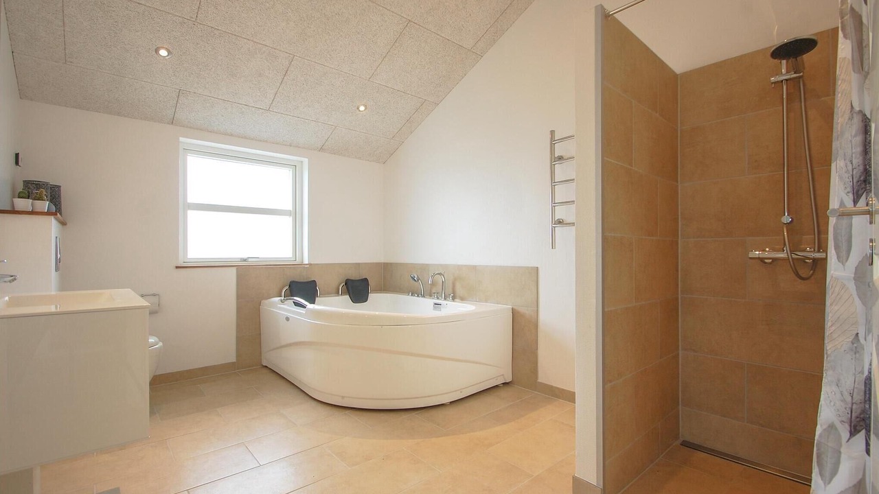 Photo of Bathroom in Fynshav