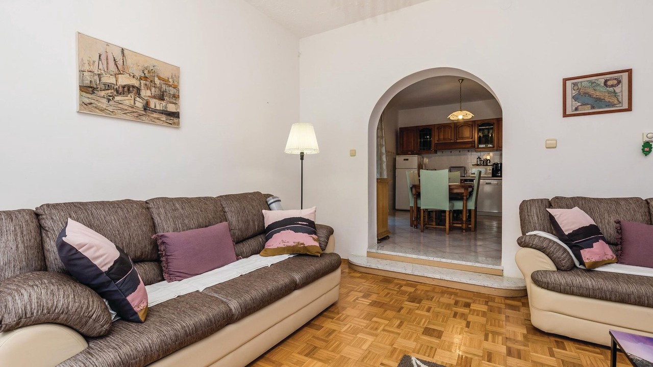 Photo of Bedroom in Sarsoni