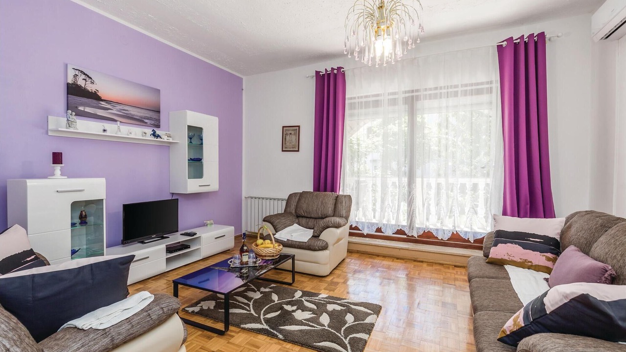 Photo of Bedroom in Sarsoni