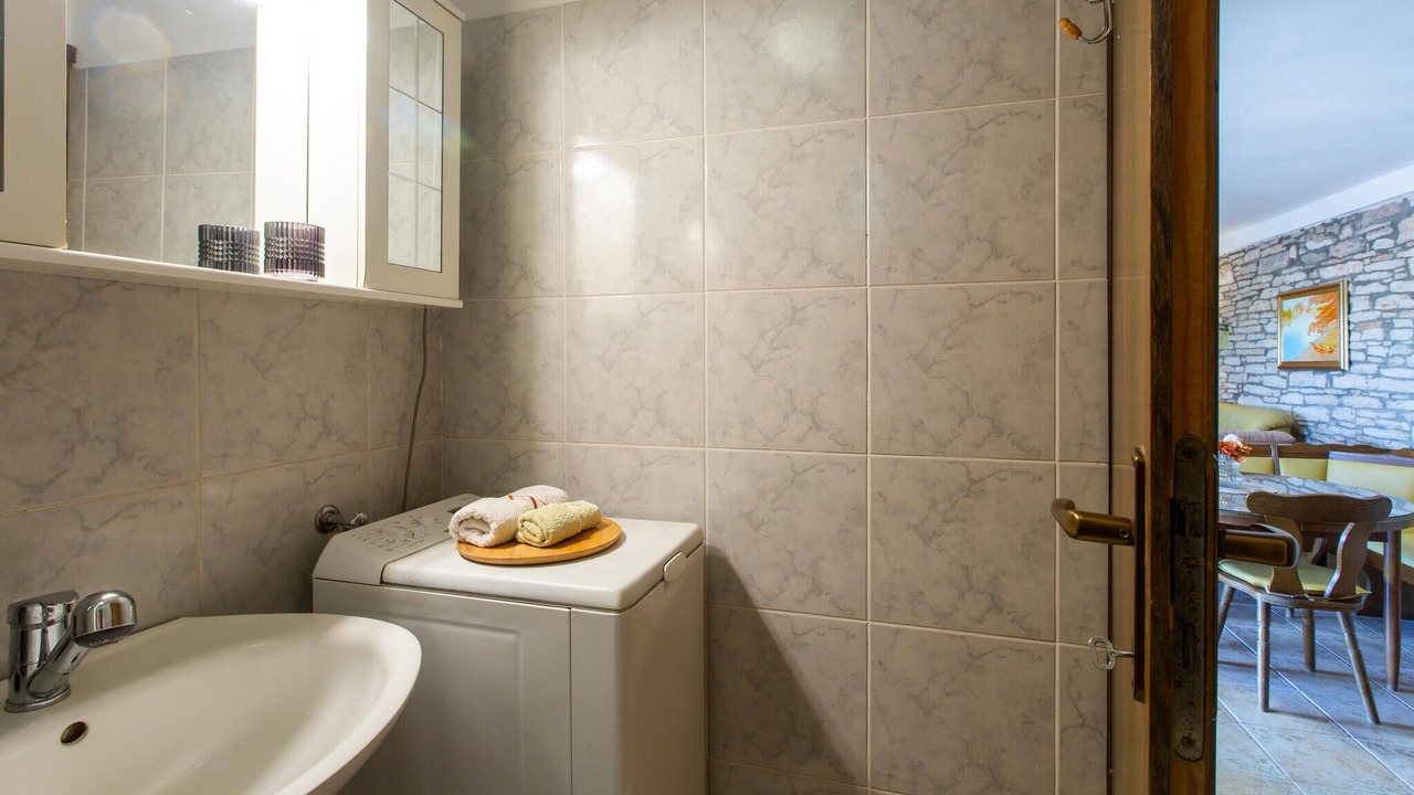 Photo of Bathroom in Kaldanija