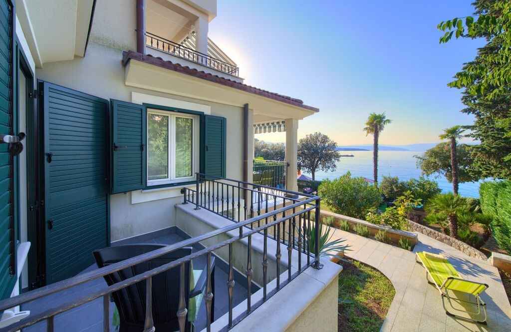 Photo of Patio Balcony in Malinska