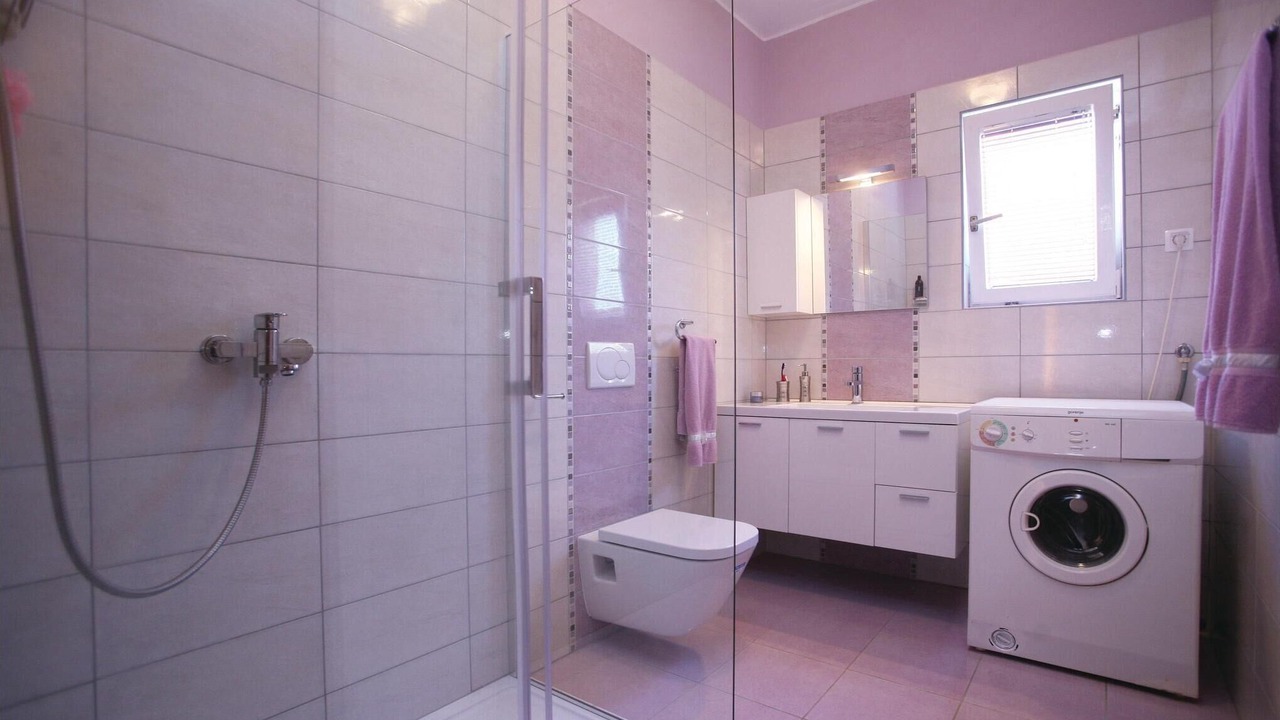 Photo of Bathroom in Valbandon