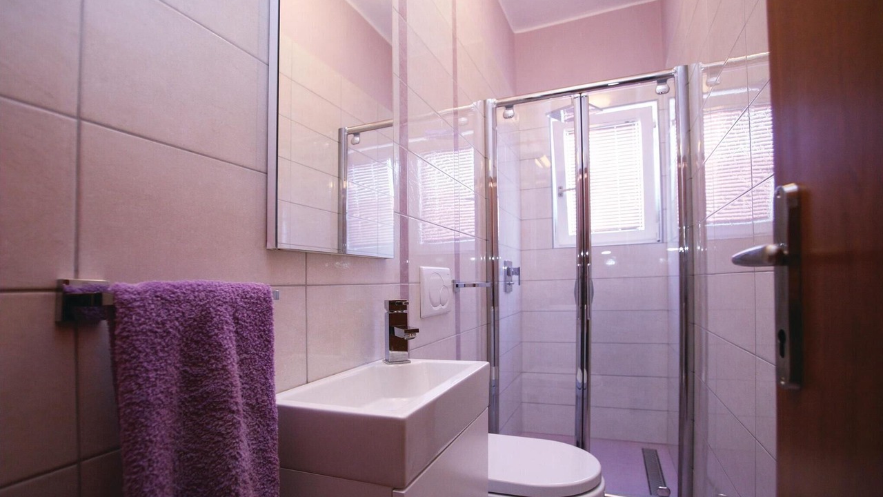 Photo of Bathroom in Valbandon