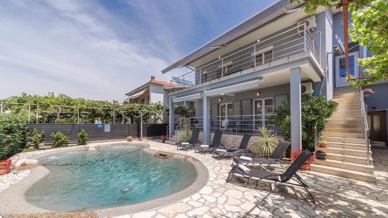 Photo of Outdoor in Valbandon