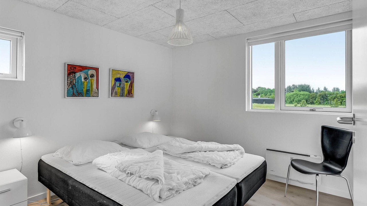 Photo of Others in Arø