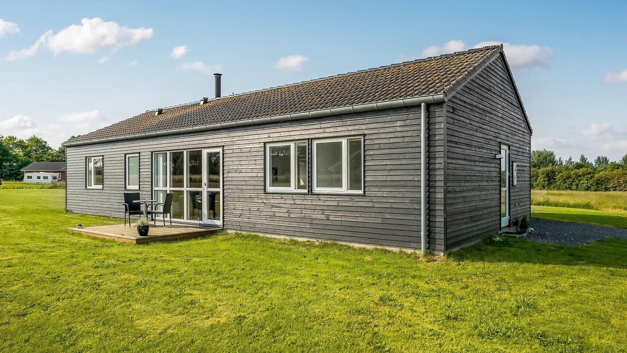 Photo of Others in Arø