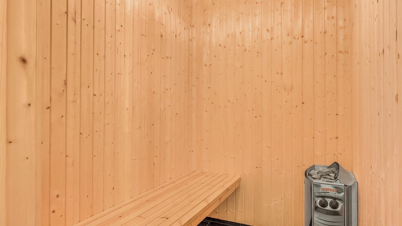 Photo of Others in Arø