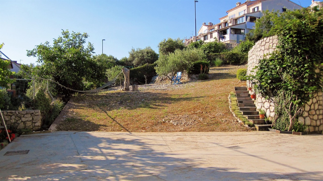 Photo of Outdoor in Cove Murtar