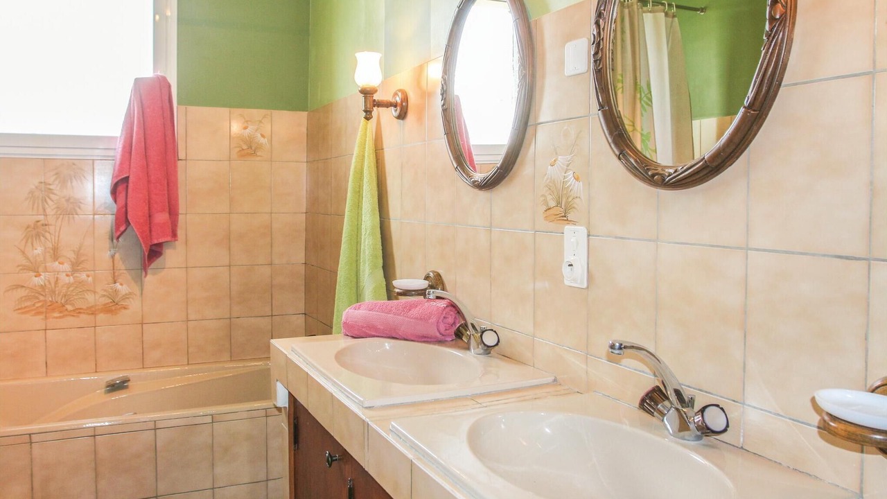 Photo of Bathroom in Brujas