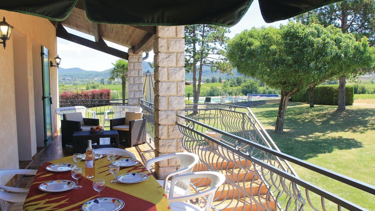 Photo of Others in Brujas