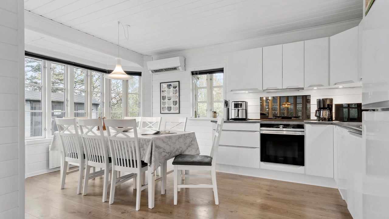 Photo of Others in Skaven Strand