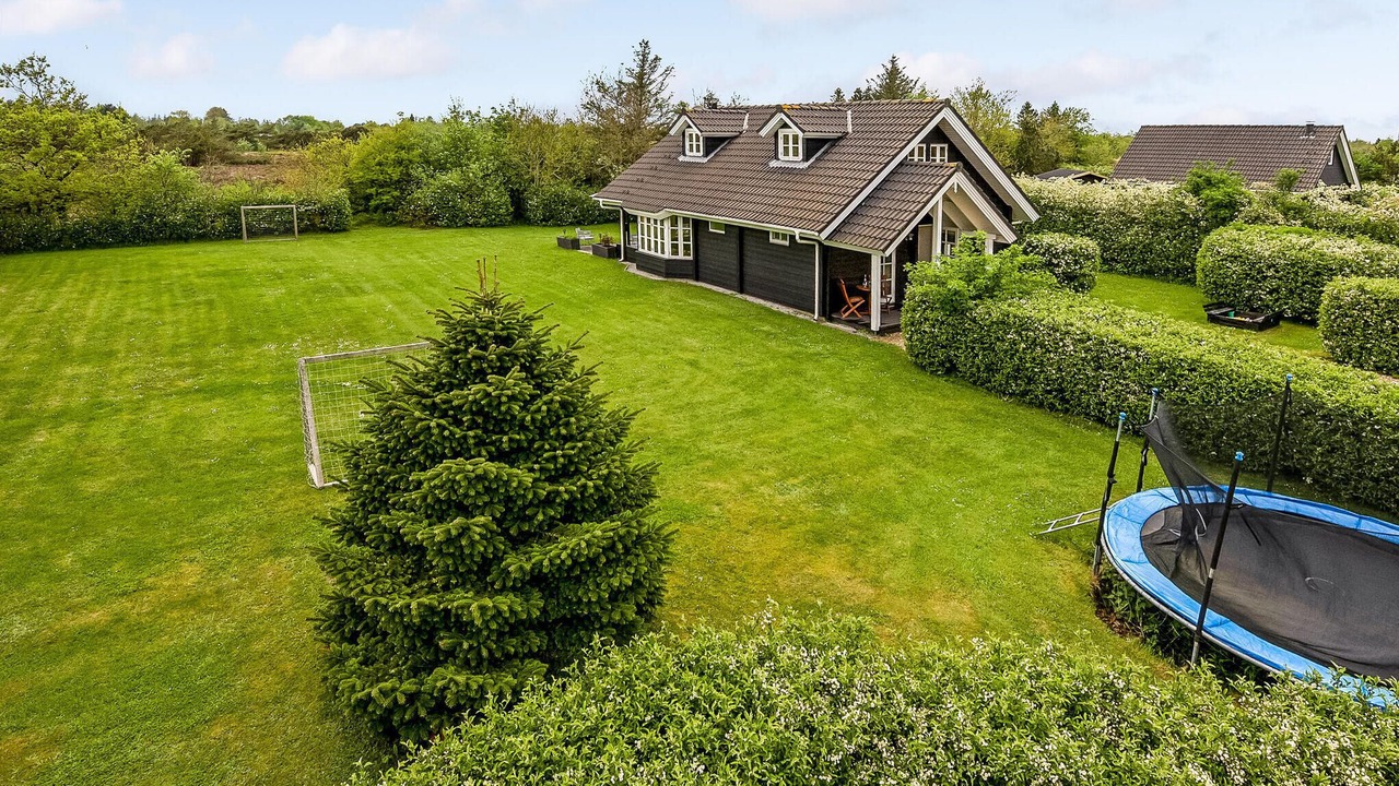 Photo of Others in Skaven Strand