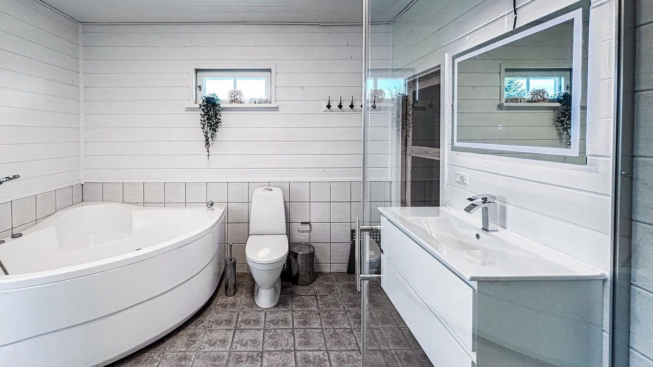 Photo of Bathroom in Skaven Strand