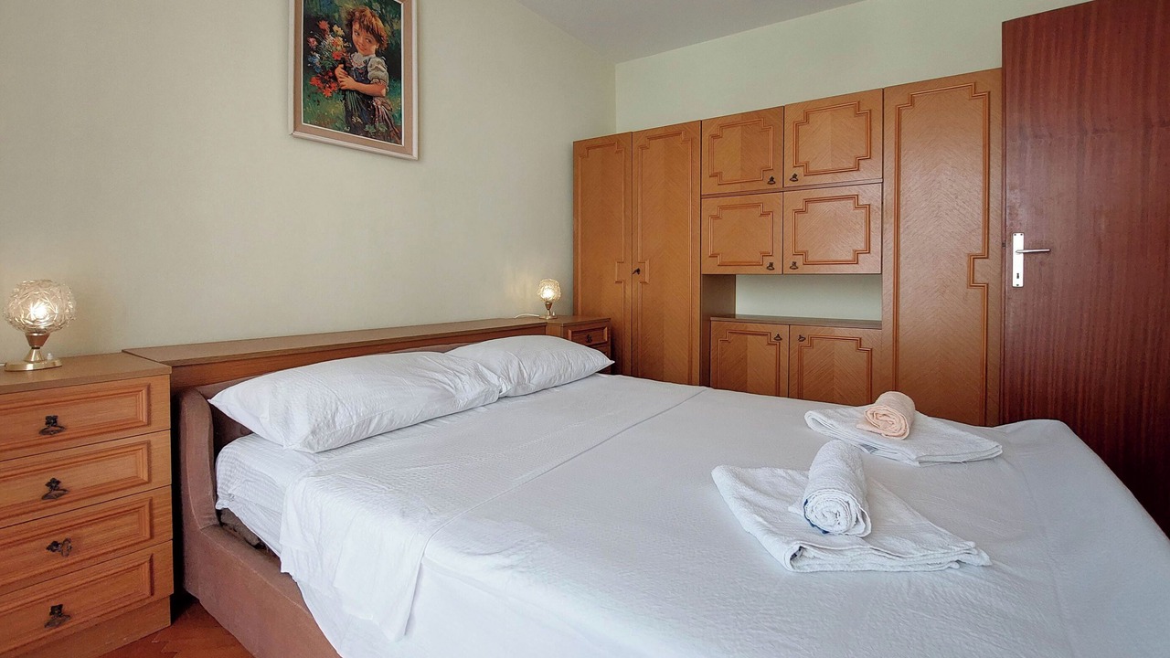 Photo of Bedroom in Punat