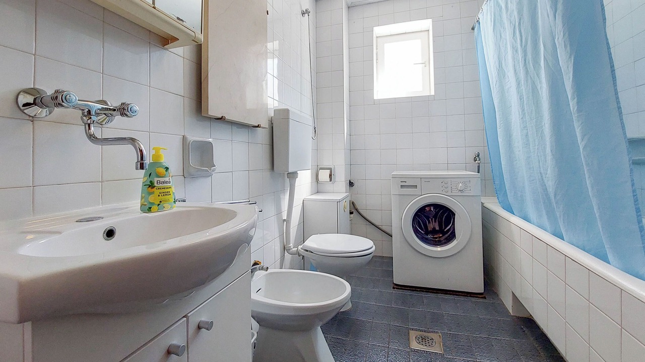 Photo of Bathroom in Punat