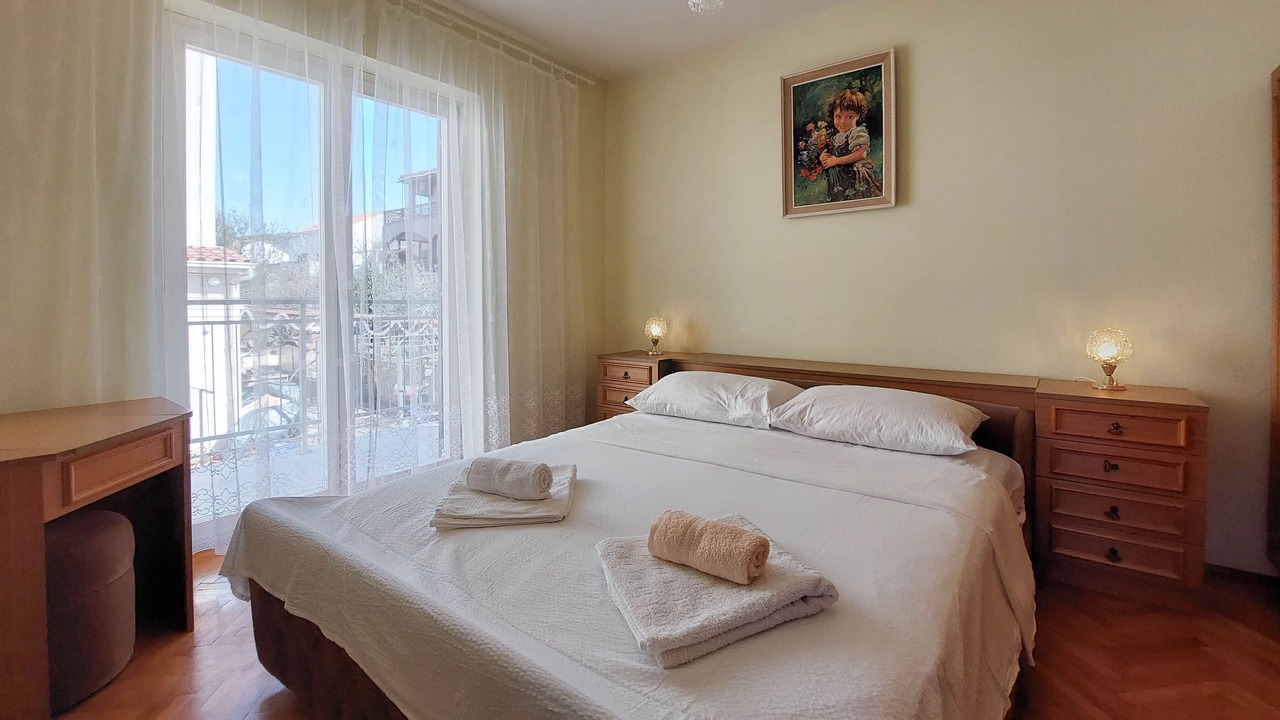 Photo of Bedroom in Punat