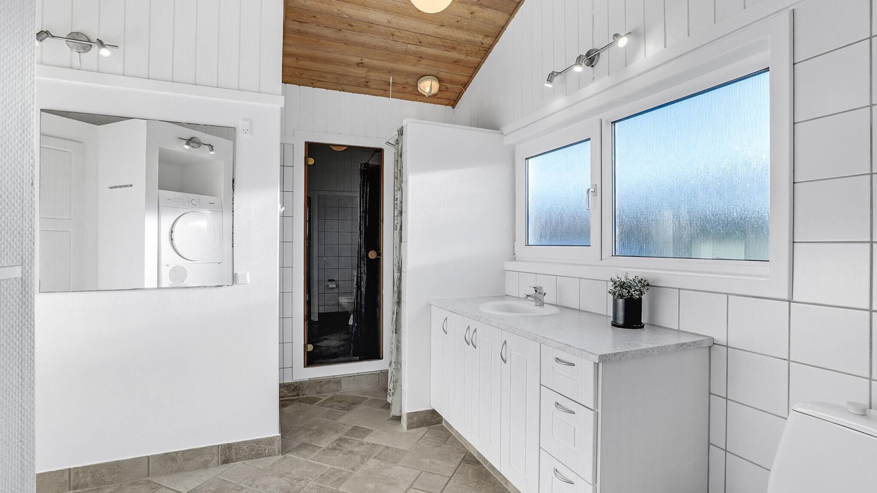 Photo of Bathroom in Vestervig