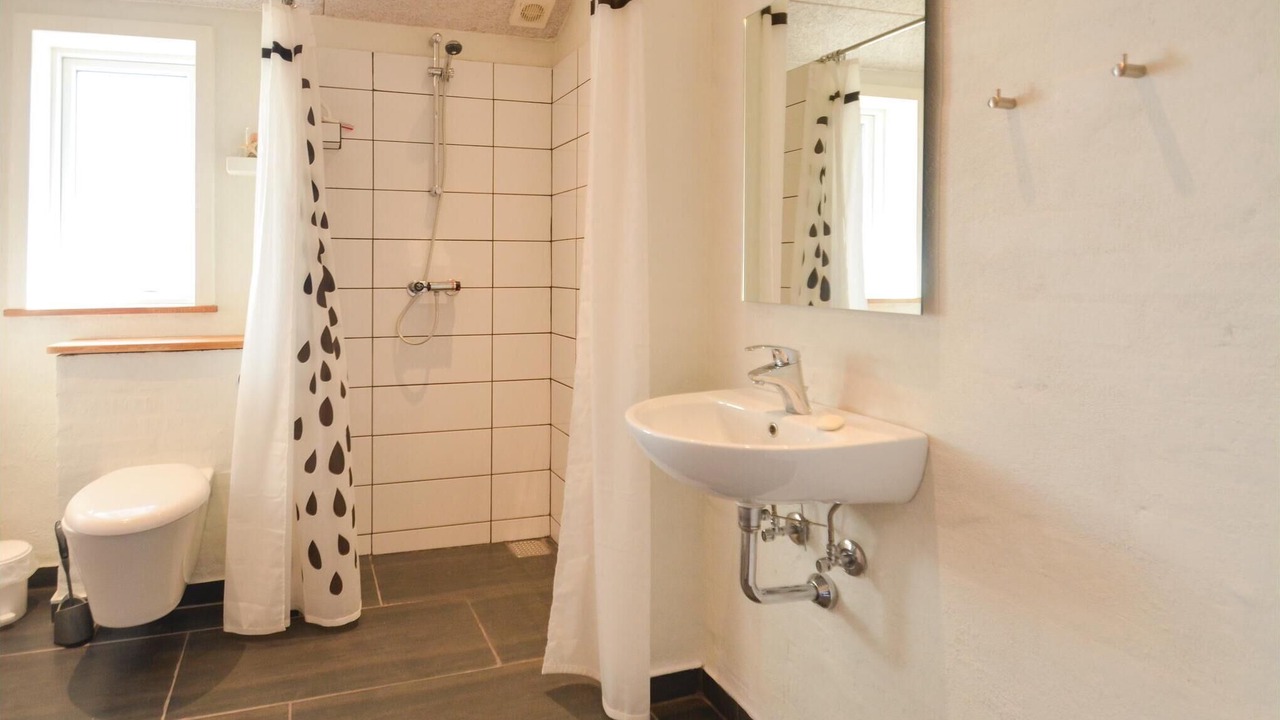 Photo of Bathroom in Agger
