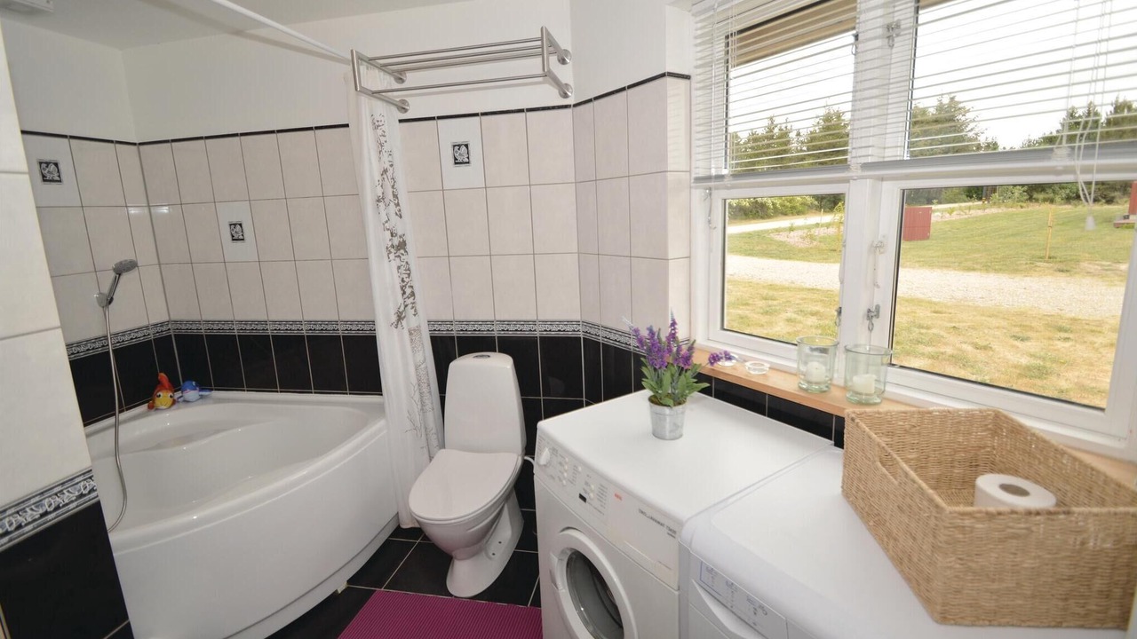 Photo of Bathroom in Skjern