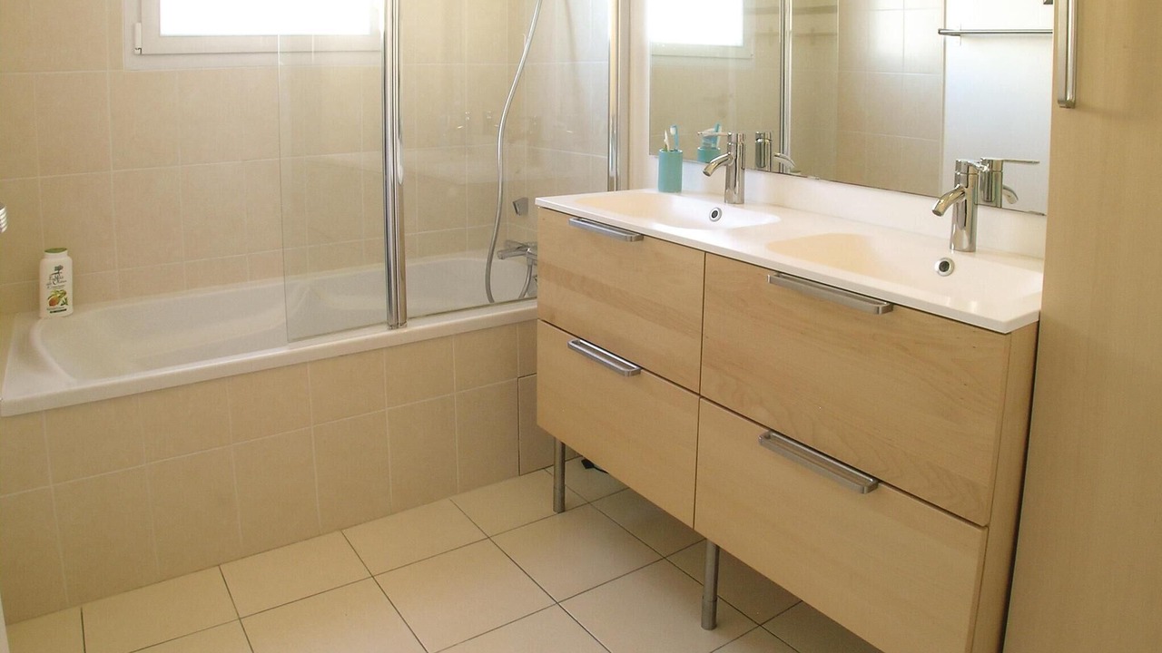 Photo of Bathroom in Saint-Michel-en-l'Herm