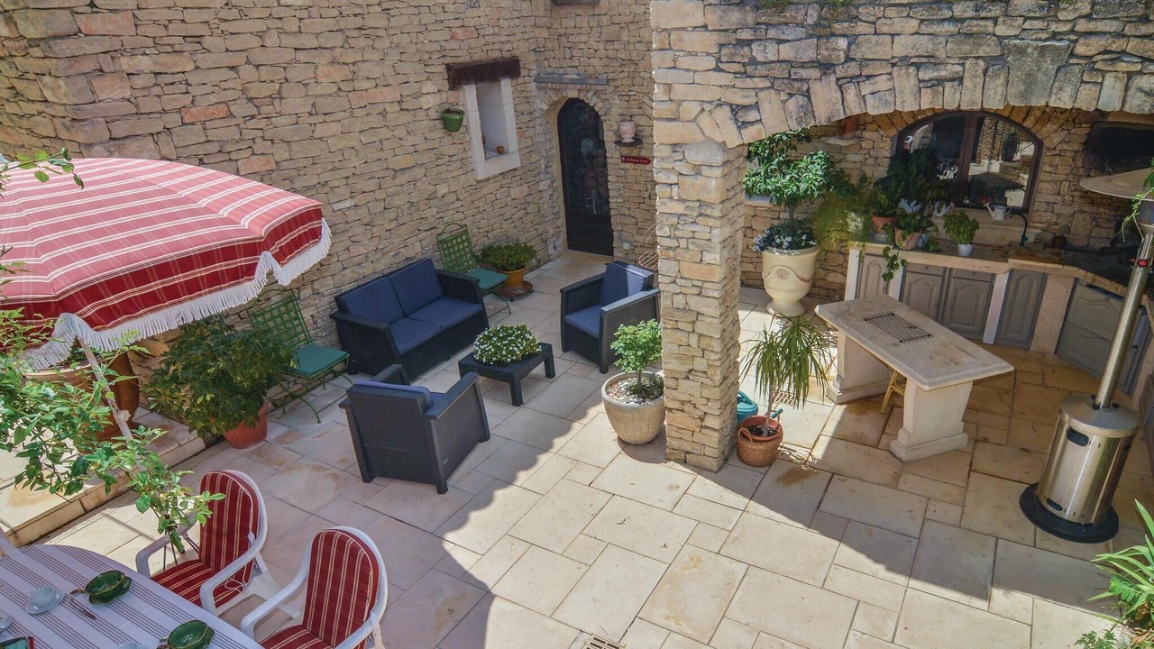 Photo of Others in Orgon