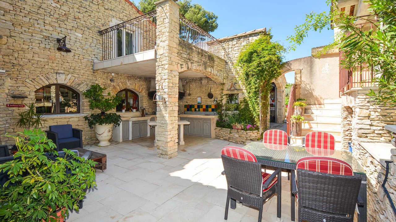 Photo of Others in Orgon