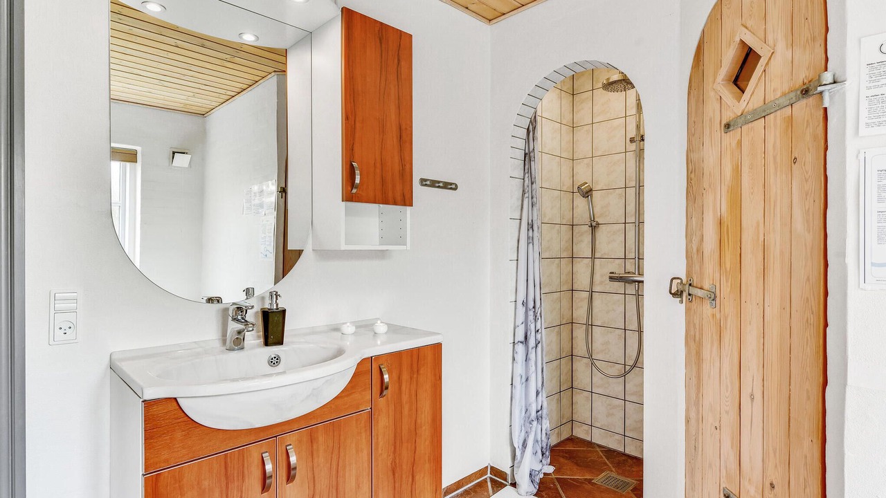 Photo of Bathroom in Skaven Strand