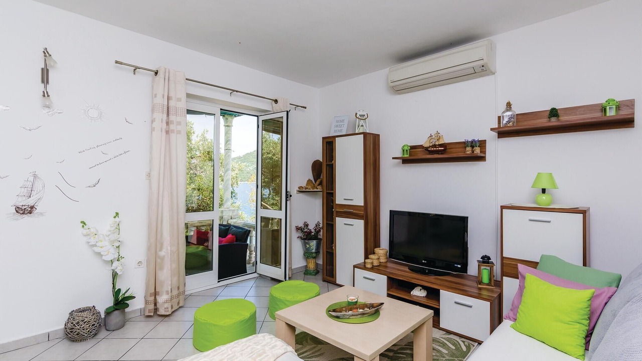 Photo of Bedroom in Slano