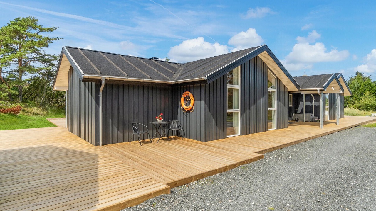 Photo of Outdoor in Skram